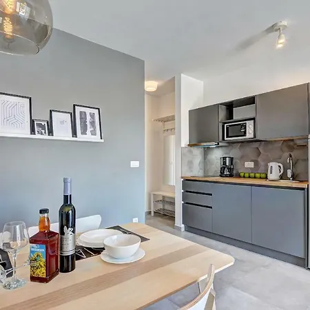 D Apartment Pula