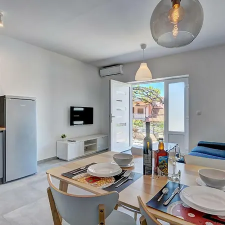 Apartman D Póla
