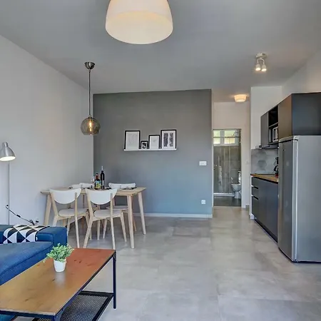Apartman D Póla
